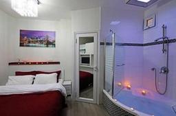 חדרים לפי שעה בחיפה - מלון סי פלאזה